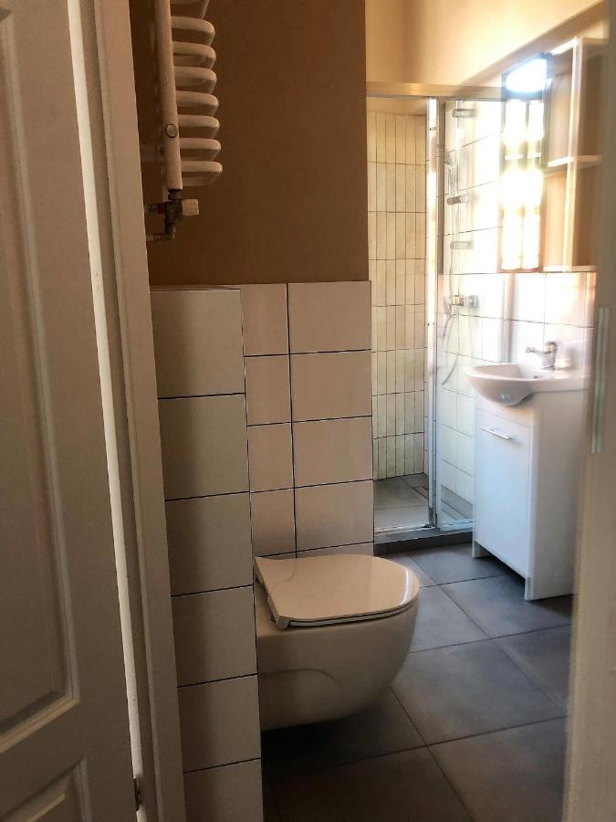 Sentymenty - Apartamenty W Kamienicy Na Mickiewicza Torun Ngoại thất bức ảnh
